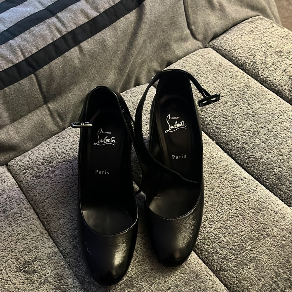 Gentlest Worn Women’s Size 7.5 (EU38.5) Christian Louboutin So Sab.